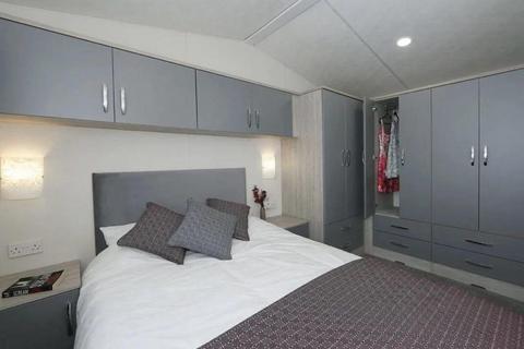 undefined, Oakwood Retreat York