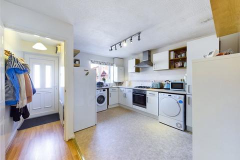 2 bedroom terraced house to rent, Leeds Avenue, Worcester, WR4