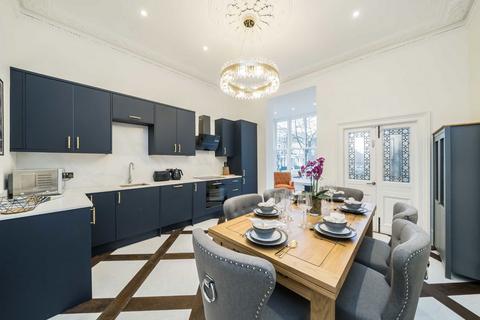 4 bedroom terraced house to rent, St. Lawrence Terrace, London W10