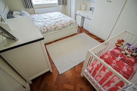 2 bedroom flat to rent, Charlton Road, Harrow, HA3