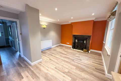 4 bedroom end of terrace house for sale, West Street, Stratford-upon-Avon
