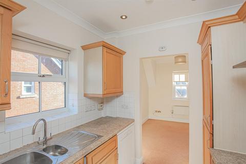 2 bedroom apartment to rent, OXFORD WATERSIDE EPC RATING C