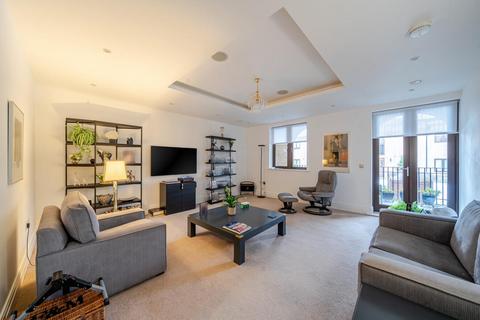 2 bedroom flat for sale, Hampton Road, Stanmore HA7