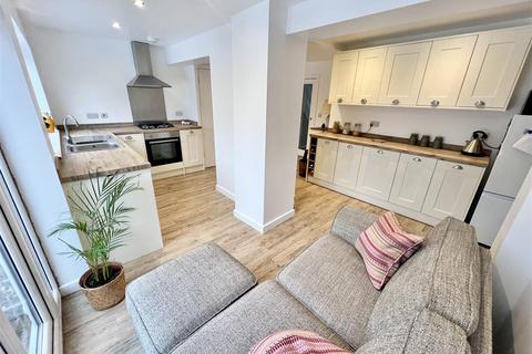3 bedroom semi-detached house for sale, High Street, Shirley, Solihull