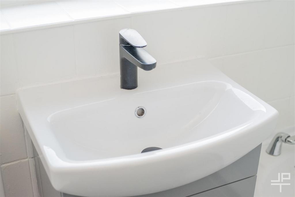 JPT8530.jpg