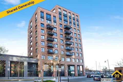 2 bedroom apartment for sale, Headwater Point, London, E3
