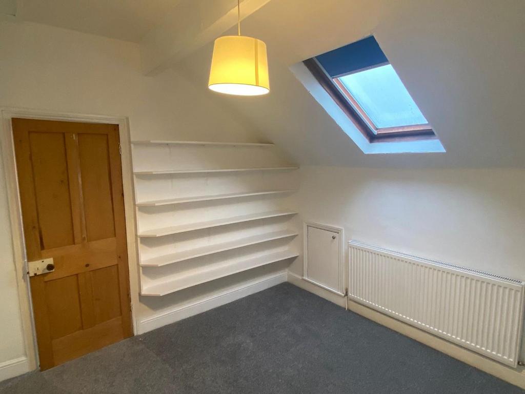 Bedroom 3 2.jpeg