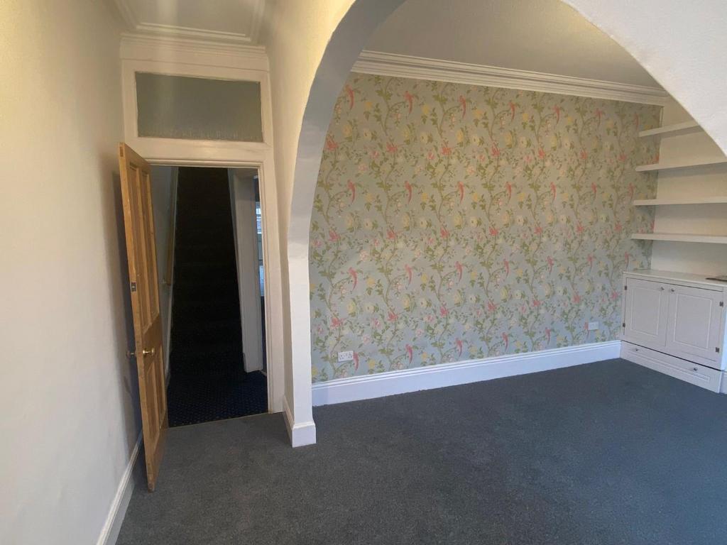 Lounge 4.jpeg