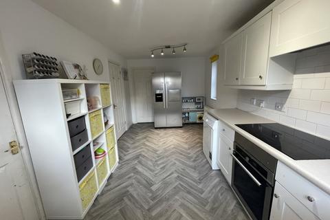 4 bedroom detached house for sale, Chillingham Court, Milton Keynes, MK5