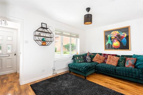 2 bedroom end of terrace house for sale, Friary Gardens, Newport Pagnell, Buckinghamshire, MK16