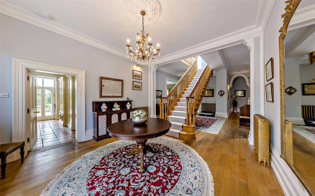 Annexe Hallway