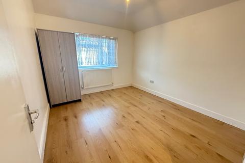 undefined, Leighton Road, Enfield