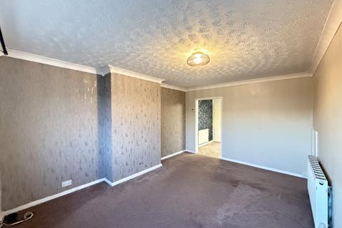 3 bedroom terraced house to rent, Somerdale Walk, Leeds, West Yorkshire, LS13