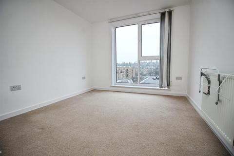 2 bedroom apartment to rent, Midland Road, Hemel Hempstead HP2