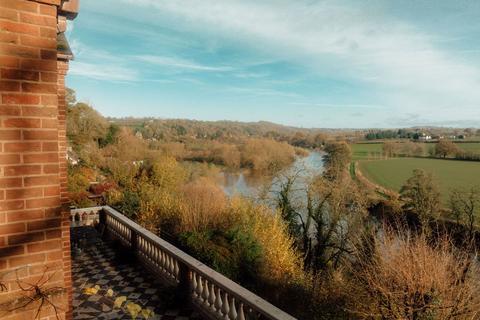 undefined, Hoarwithy, Hereford, Herefordshire, HR2