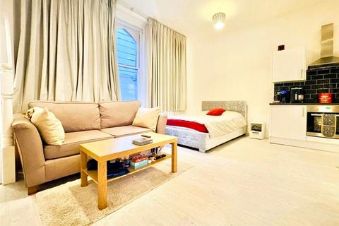 Studio to rent, London Road, Kingston upon Thames KT2