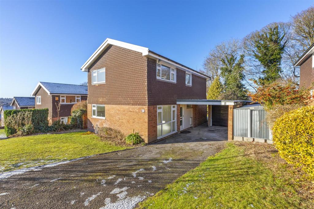 8 Foxhill Close, HP13 5 BL-15.jpg