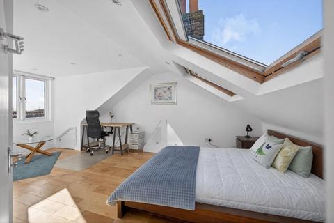 2 bedroom flat to rent, Pember Road, Kensal Rise NW10