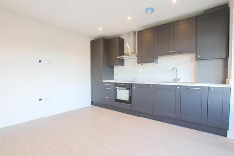 2 bedroom apartment to rent, Gibson Way, Saffron Walden CB10