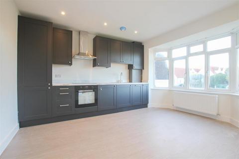2 bedroom apartment to rent, Gibson Way, Saffron Walden CB10