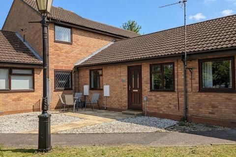 1 bedroom terraced bungalow for sale, Robbs Walk, St Ives, Cambridgeshire.