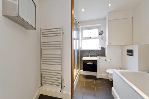 2 bedroom house to rent, Trinity Mews, London, UK, W10