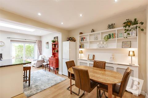 3 bedroom terraced house for sale, Holme Road, Hornchurch, RM11
