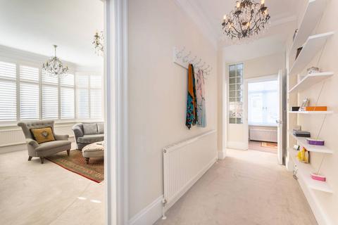3 bedroom flat to rent, Byron Road, Ealing, London, W5