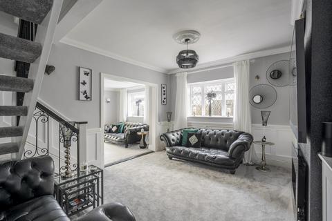 5 bedroom detached house for sale, Warley Hill, Brentwood, CM14