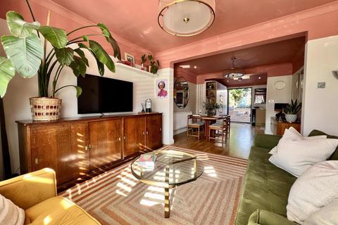 undefined, Moordown, London, SE18