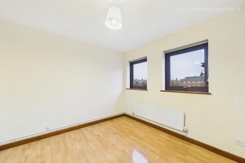 1 bedroom apartment to rent, Newtons Court, Cambridgeshire PE29