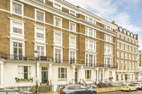 Ladbroke Square, London W11