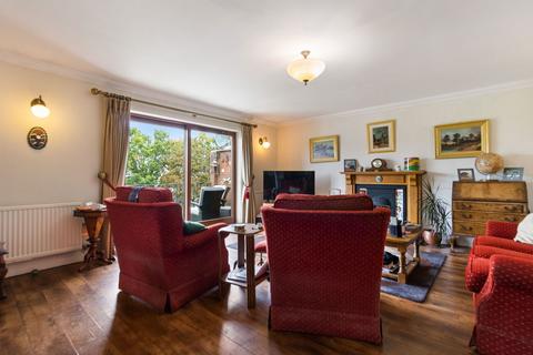 5 bedroom detached house for sale, Highfield Road, Malvern, WR14