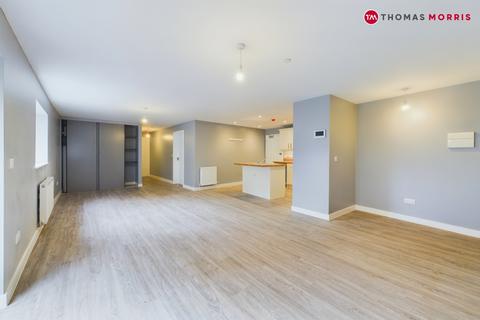 2 bedroom apartment to rent, High Street, Huntingdon PE26