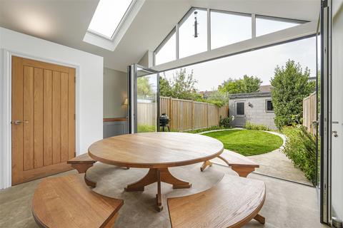 4 bedroom terraced house for sale, Sydney Road, Raynes Park SW20