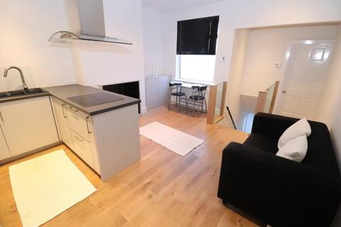 1 bedroom flat to rent, Francis Street, Stoneygate, Leicester LE2