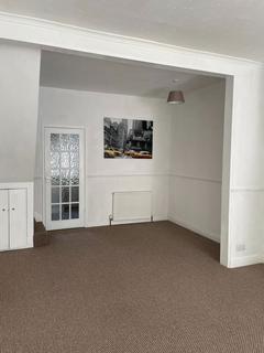 2 bedroom terraced house to rent, 12 Park Avenue, Glouchester Street Hull, HU4 6PX