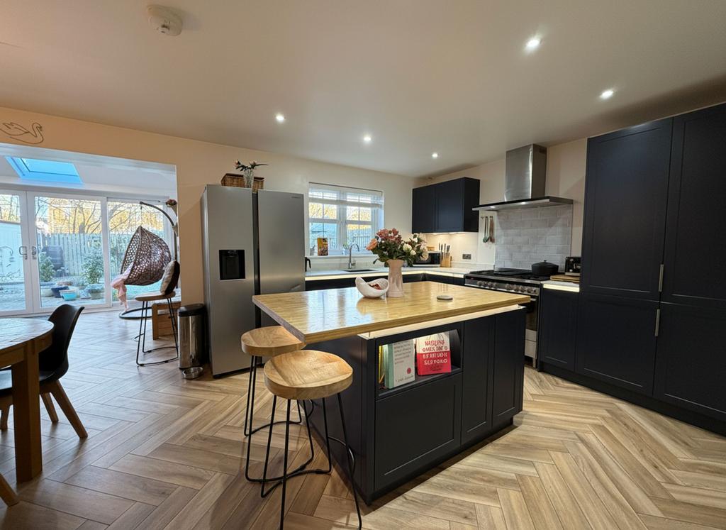 Dining Kitchen