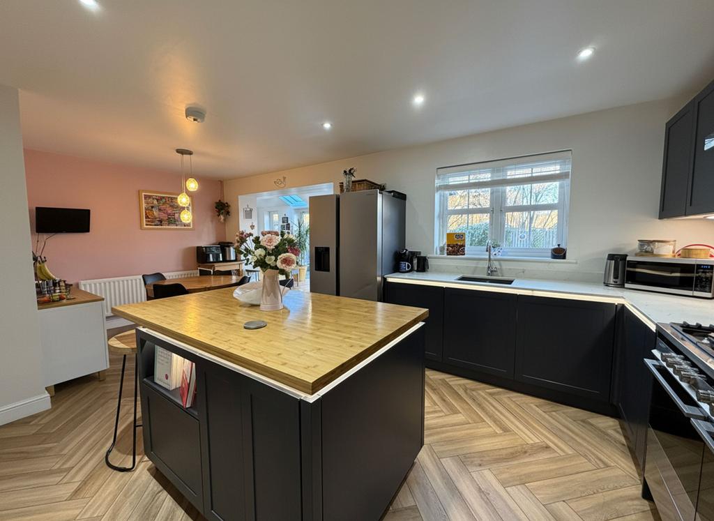 Dining Kitchen