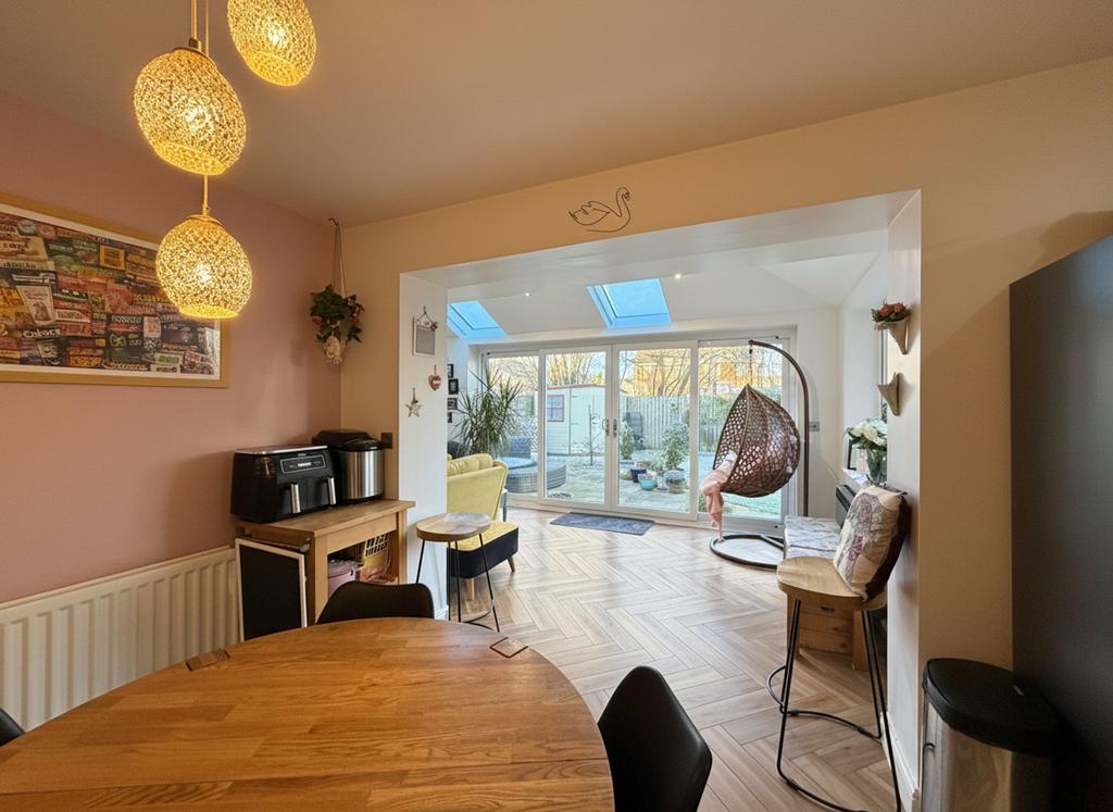 Dining Kitchen