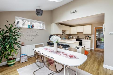 4 bedroom detached house for sale, LINKS ROAD, ASHTEAD, KT21