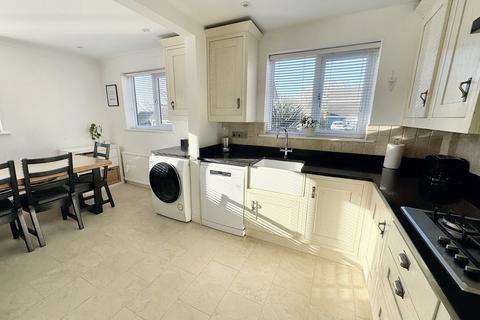 4 bedroom detached house for sale, Colehill
