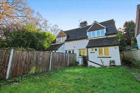 2 bedroom semi-detached house for sale, Northwood Cottages, Grayshott