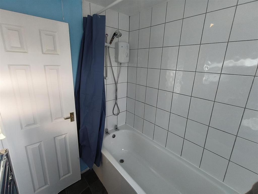 BATH 1.jpg