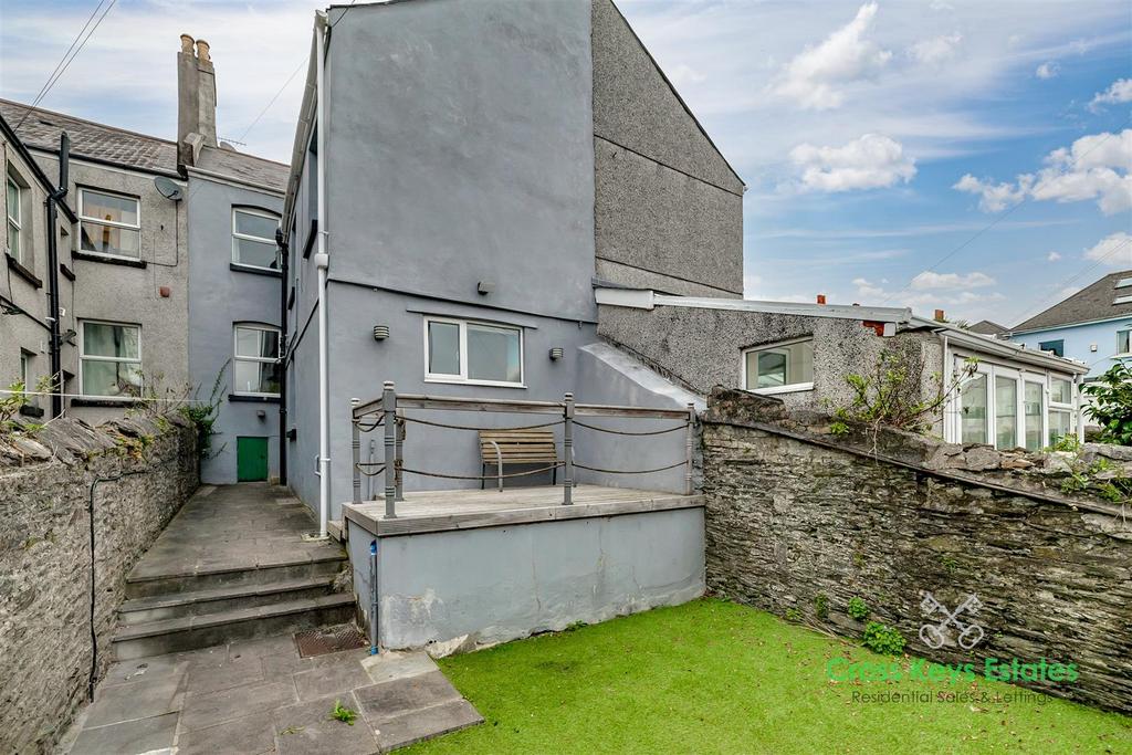 South Facing Rear Garden