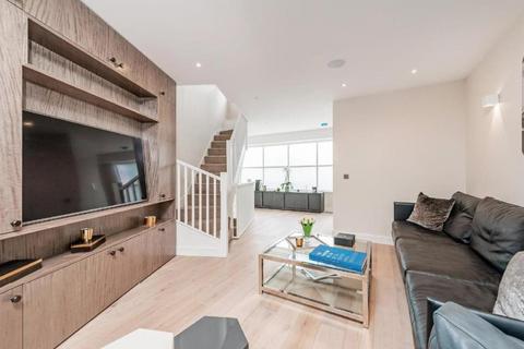 undefined, Bell Street, London NW1