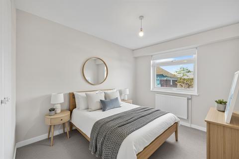 undefined, Carisbrooke House, Courtlands, Sheen Road, Richmond