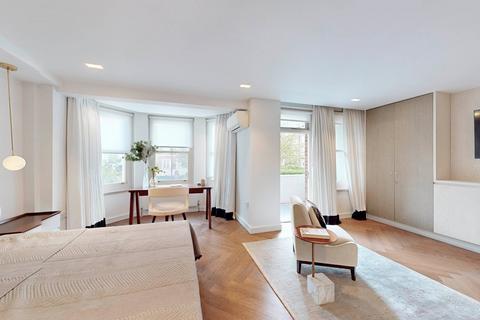 3 bedroom flat for sale, Neville Court, Abbey Road, St John's Wood, London