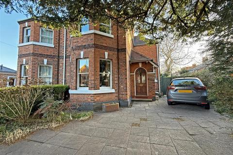 2 bedroom semi-detached house for sale, Underdale Road, Shrewsbury