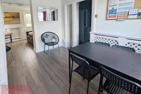 undefined, Aldykes, Hatfield AL10